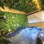 别墅 Maison ~Spa Privatif & Piscine~ Vieille Toulouse *