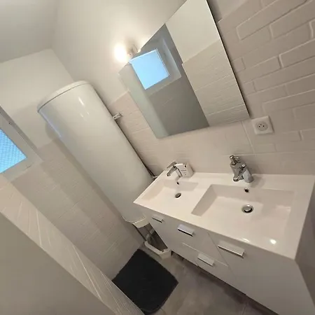 Maison Duplex Et Piscine Вьей-Тулуза